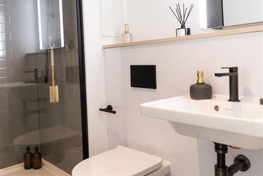 1 bed studio, John Street, Merchant City, Glasgow, G11JF - Image 3